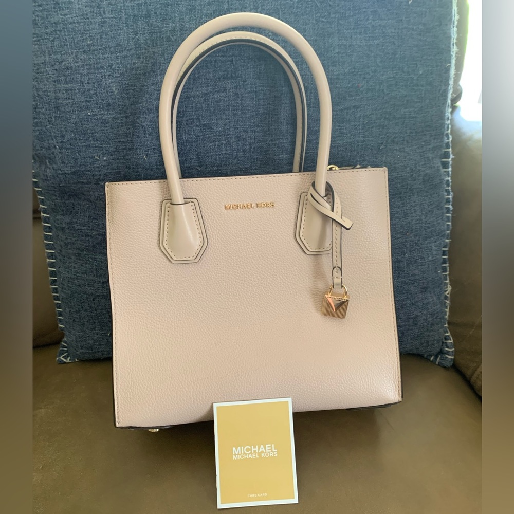 Michael Kors Mercer Tote